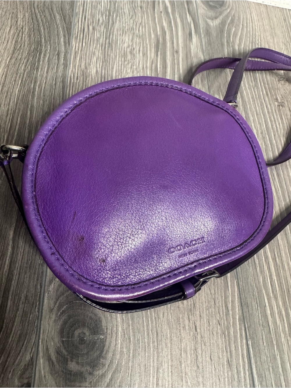 COACH Vintage Purple Canteen Crossbody Bag - Compact Women’s Shoulder Bag - Picture 3 of 10